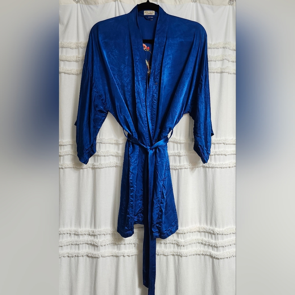 Vintage Golden Bee, Elegant Blue Satin Robe. Size Medium